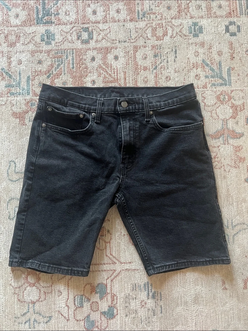 Levi's Black Men's Denim Shorts - Classic Five-Pocket